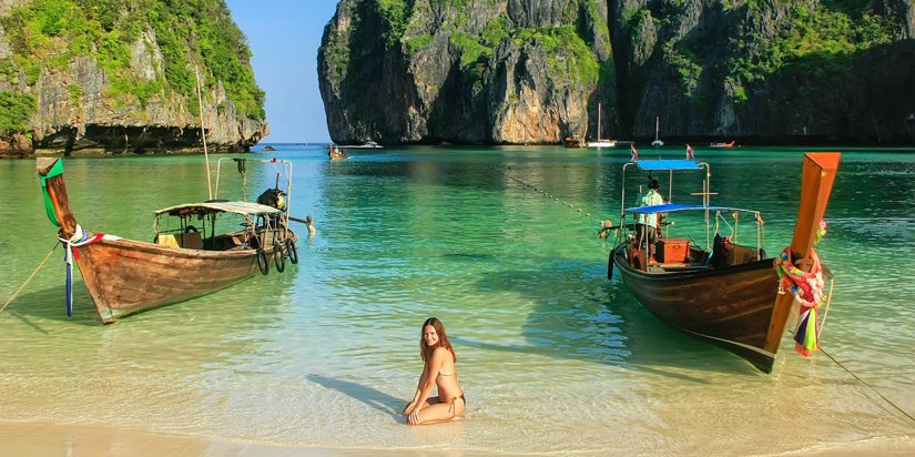 Koh Phi Phi beach
