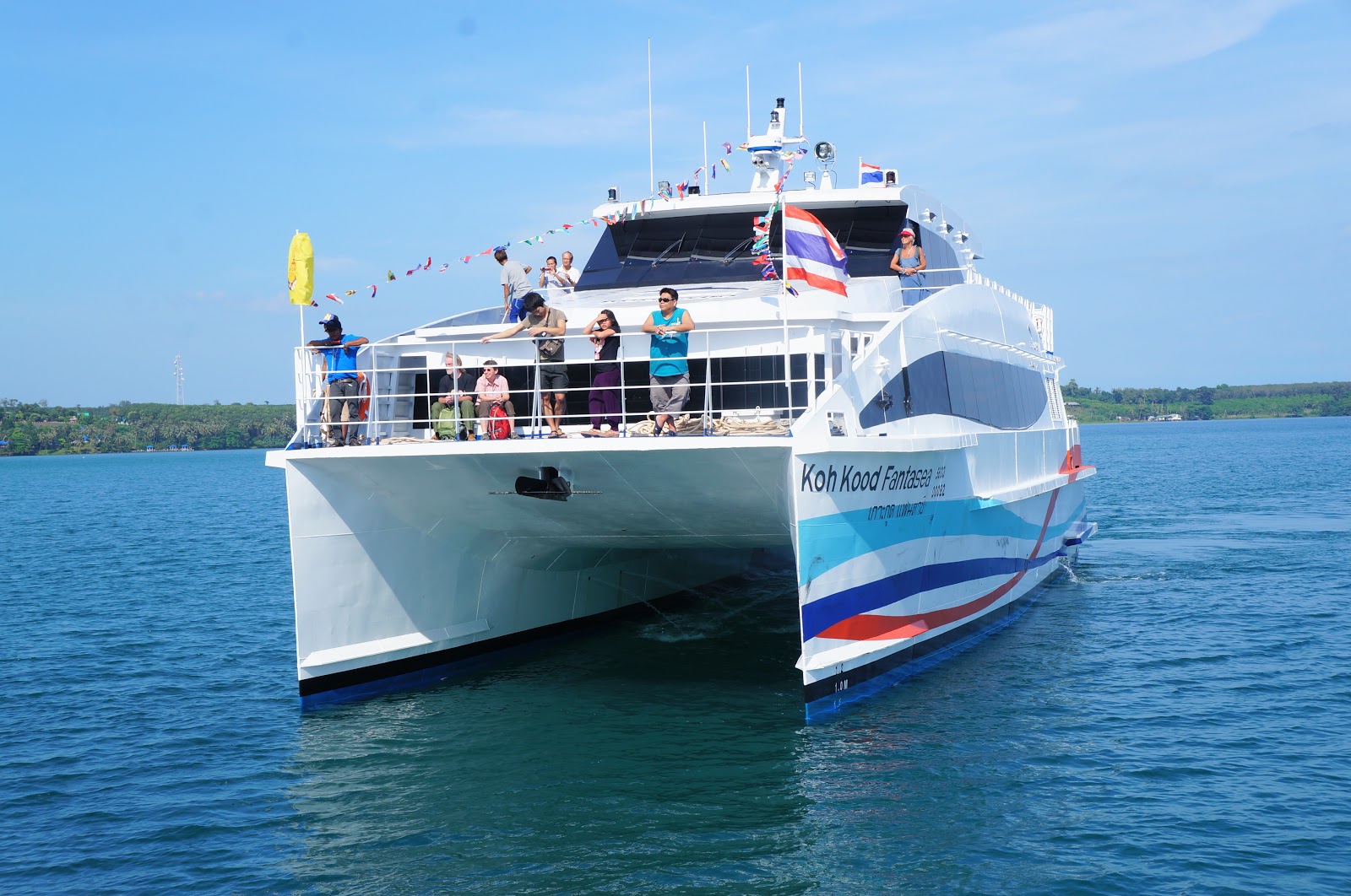Boonsiri Hight Speed Ferries Catamaran - DuckFerries