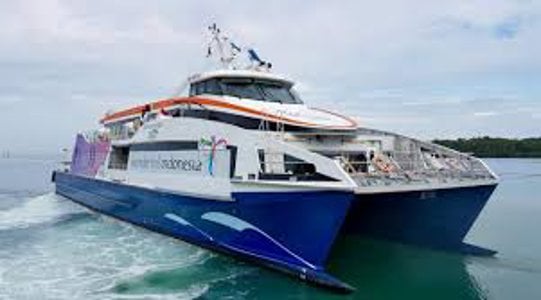 Fast boat Bintan Resort Ferries ship
