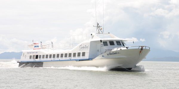 Fast boat Tigerline Ferry ship